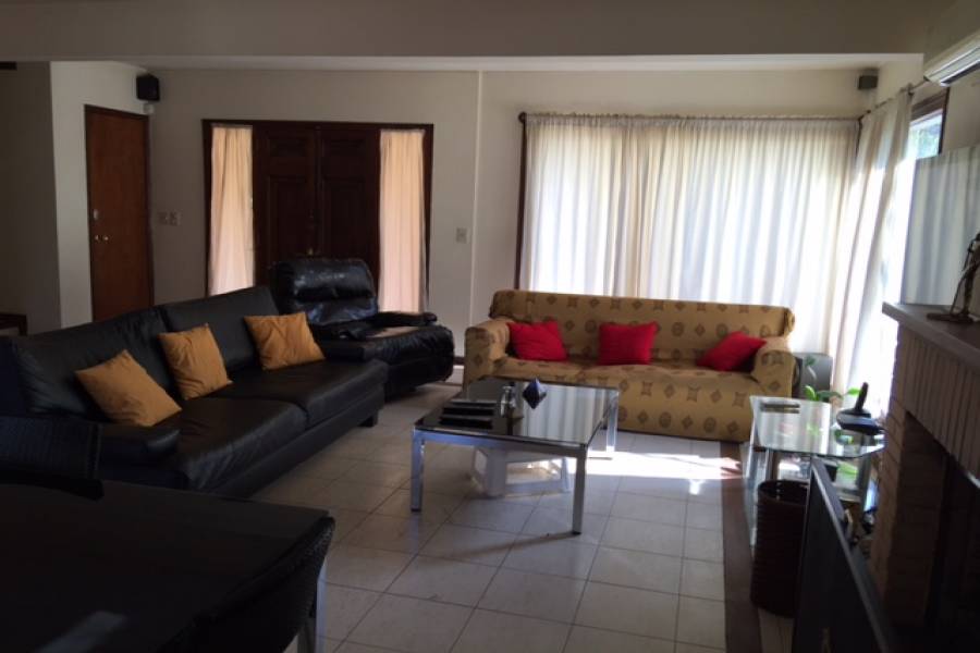 Punta del Este, Maldonado, Uruguay, 3 Bedrooms Bedrooms, ,3 BathroomsBathrooms,Casas,Temporario,41704