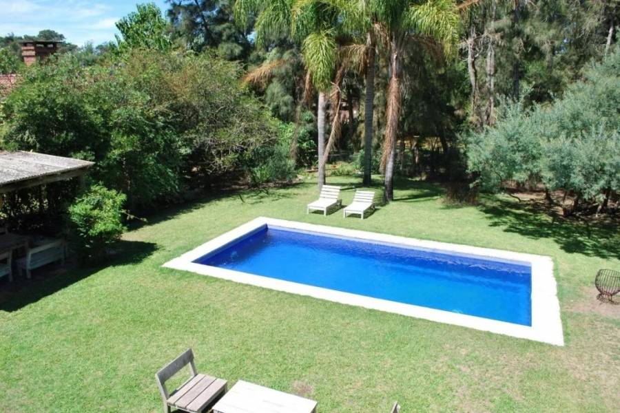 Punta del Este, Maldonado, Uruguay, 4 Bedrooms Bedrooms, ,3 BathroomsBathrooms,Casas,Venta,41705