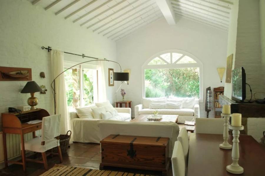 Punta del Este, Maldonado, Uruguay, 4 Bedrooms Bedrooms, ,3 BathroomsBathrooms,Casas,Venta,41705