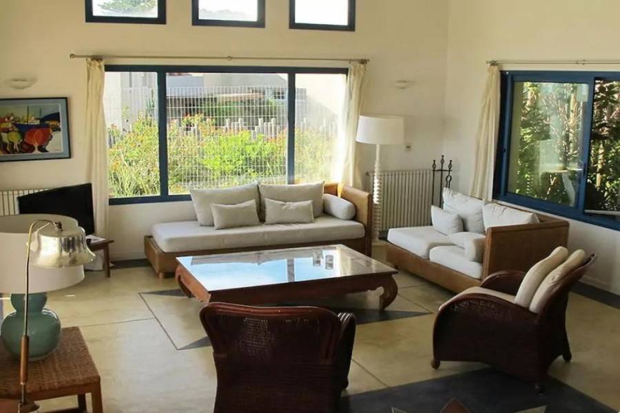 PUNTA DEL ESTE, Maldonado, Uruguay, 5 Bedrooms Bedrooms, ,2 BathroomsBathrooms,Casas,Venta,41707