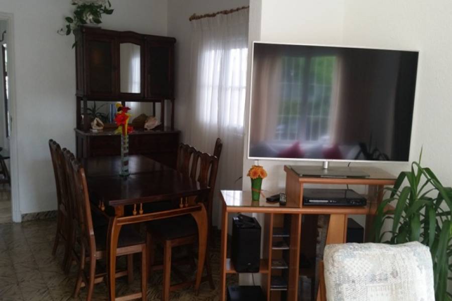 Punta del Este, Maldonado, Uruguay, 3 Bedrooms Bedrooms, ,2 BathroomsBathrooms,Casas,Temporario,41714