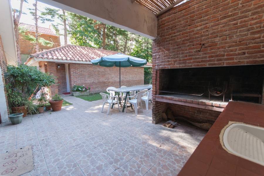 Punta del Este, Maldonado, Uruguay, 3 Bedrooms Bedrooms, ,2 BathroomsBathrooms,Casas,Venta,41725
