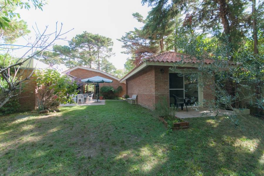 Punta del Este, Maldonado, Uruguay, 3 Bedrooms Bedrooms, ,2 BathroomsBathrooms,Casas,Venta,41725