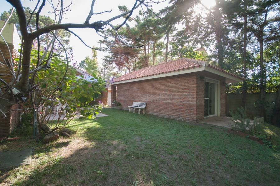 Punta del Este, Maldonado, Uruguay, 3 Bedrooms Bedrooms, ,2 BathroomsBathrooms,Casas,Venta,41725