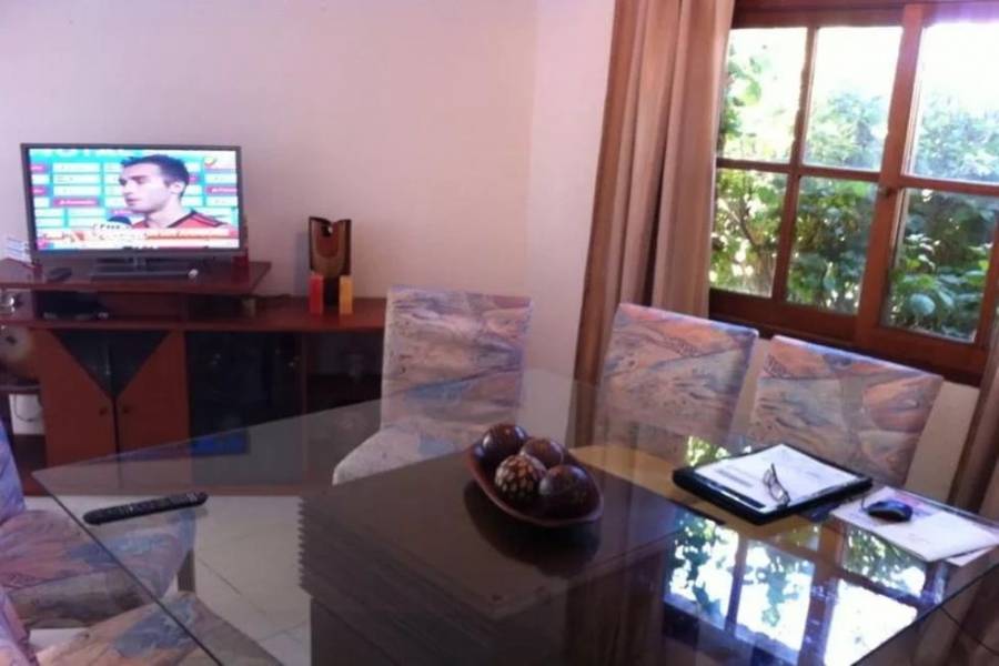 Punta del Este, Maldonado, Uruguay, 4 Bedrooms Bedrooms, ,3 BathroomsBathrooms,Casas,Temporario,41729