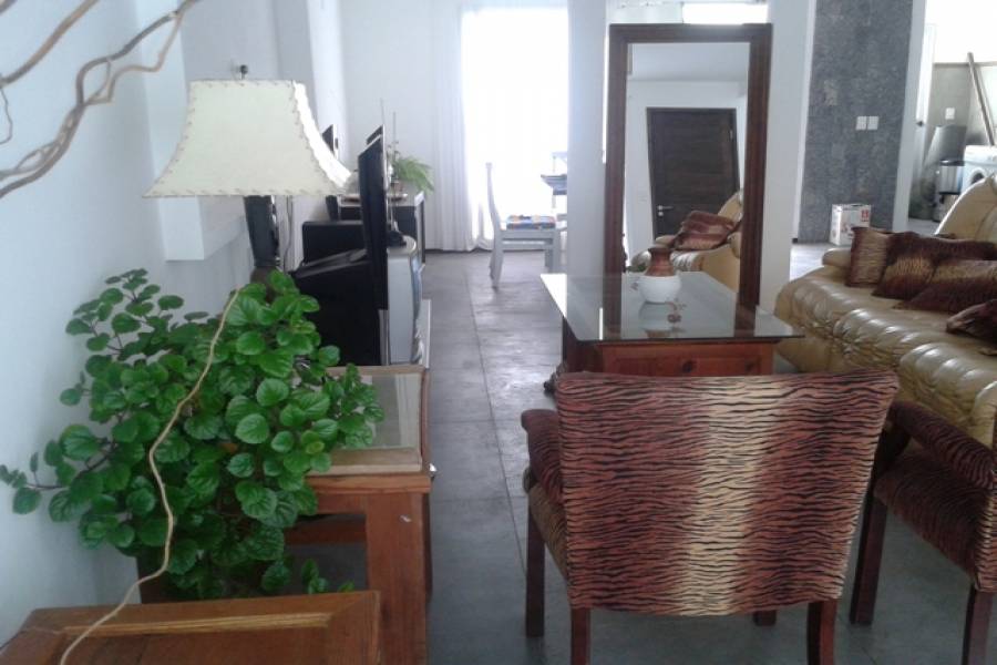 Punta del Este, Maldonado, Uruguay, 3 Bedrooms Bedrooms, ,3 BathroomsBathrooms,Casas,Temporario,41732