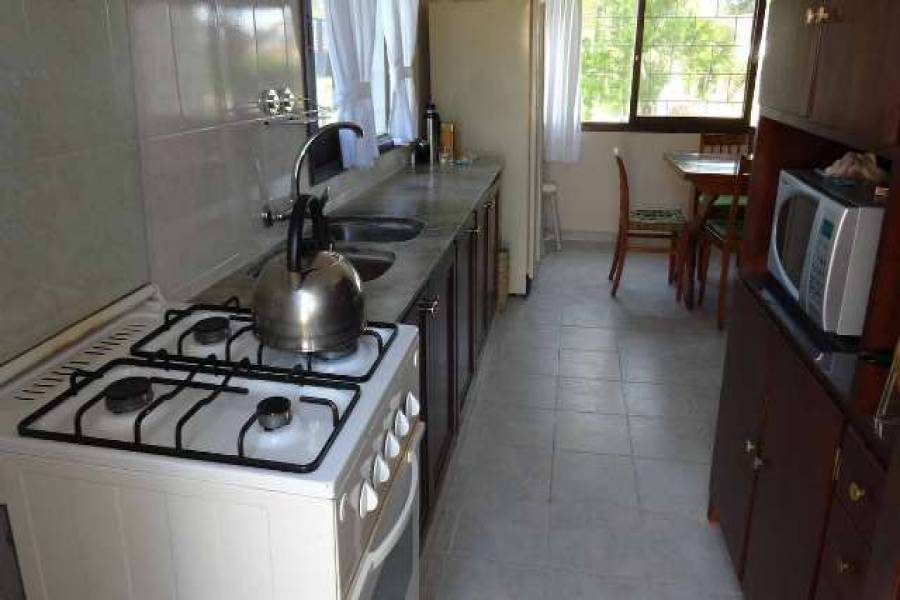Punta del Este, Maldonado, Uruguay, 5 Bedrooms Bedrooms, ,3 BathroomsBathrooms,Casas,Temporario,41735