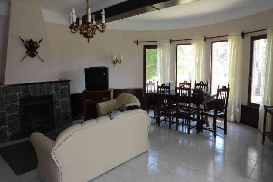 Punta del Este, Maldonado, Uruguay, 5 Bedrooms Bedrooms, ,3 BathroomsBathrooms,Casas,Temporario,41735