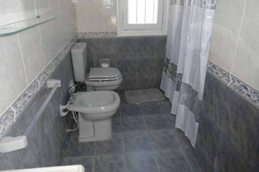 Punta del Este, Maldonado, Uruguay, 5 Bedrooms Bedrooms, ,3 BathroomsBathrooms,Casas,Temporario,41735