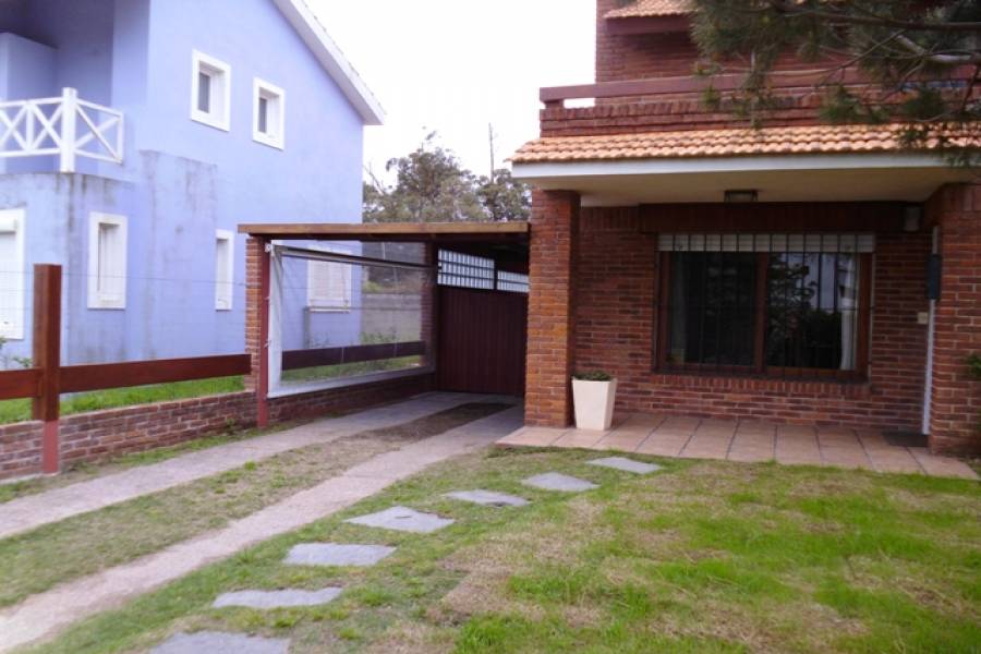 Punta del Este, Maldonado, Uruguay, 3 Bedrooms Bedrooms, ,2 BathroomsBathrooms,Casas,Temporario,41740
