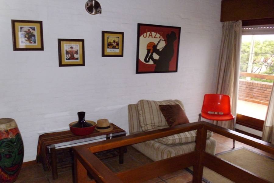 Punta del Este, Maldonado, Uruguay, 3 Bedrooms Bedrooms, ,2 BathroomsBathrooms,Casas,Temporario,41740