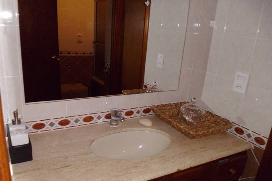 Punta del Este, Maldonado, Uruguay, 3 Bedrooms Bedrooms, ,2 BathroomsBathrooms,Casas,Temporario,41740