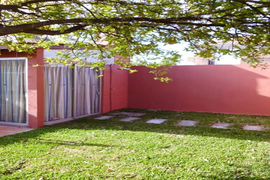 Punta del Este, Maldonado, Uruguay, 3 Bedrooms Bedrooms, ,2 BathroomsBathrooms,Casas,Temporario,41740