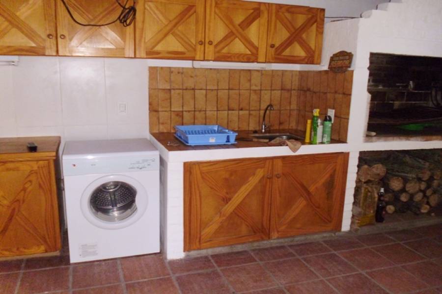 Punta del Este, Maldonado, Uruguay, 3 Bedrooms Bedrooms, ,2 BathroomsBathrooms,Casas,Temporario,41740