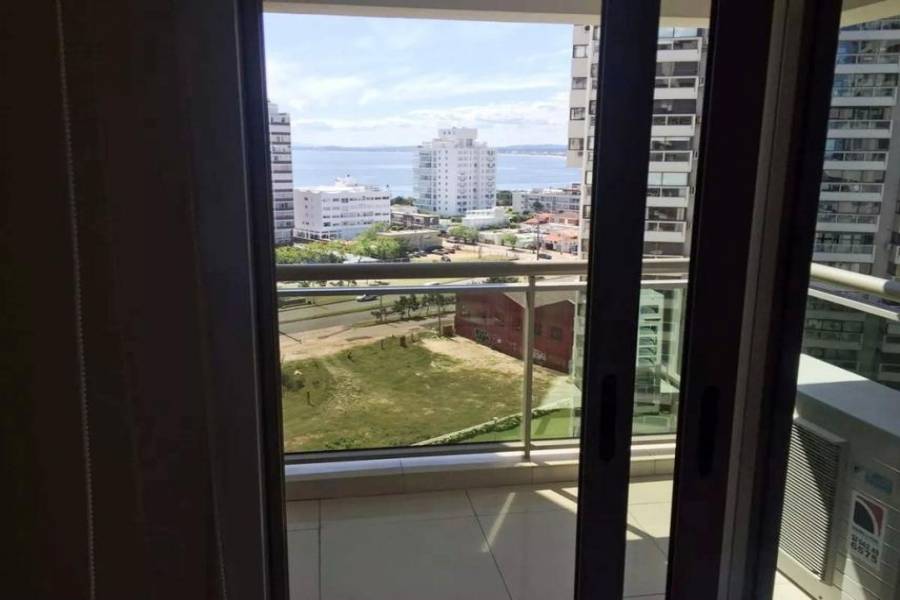 Punta del Este, Maldonado, Uruguay, 4 Bedrooms Bedrooms, ,4 BathroomsBathrooms,Apartamentos,Venta,41748