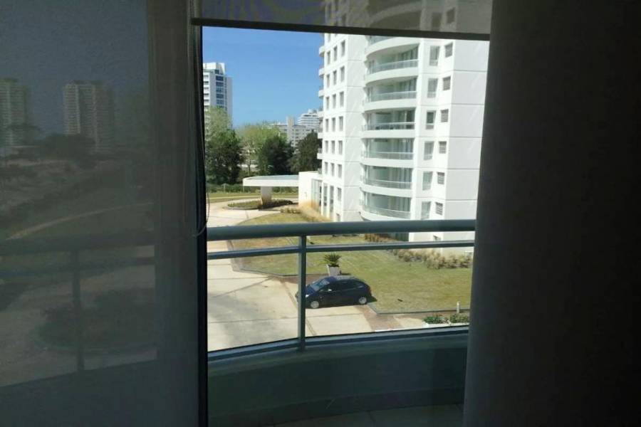 punta del este, Maldonado, Uruguay, 3 Bedrooms Bedrooms, ,3 BathroomsBathrooms,Apartamentos,Venta,41753