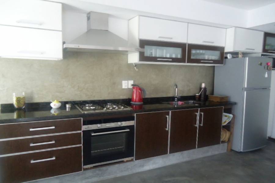 Punta del Este, Maldonado, Uruguay, 3 Bedrooms Bedrooms, ,2 BathroomsBathrooms,Casas,Temporario,41760