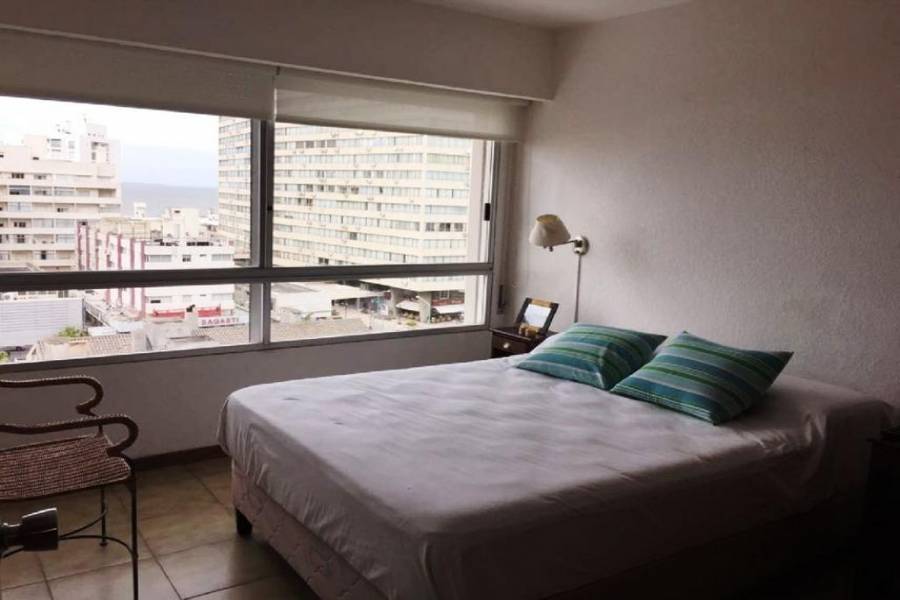 Punta del Este, Maldonado, Uruguay, 2 Bedrooms Bedrooms, ,1 BañoBathrooms,Apartamentos,Venta,41762