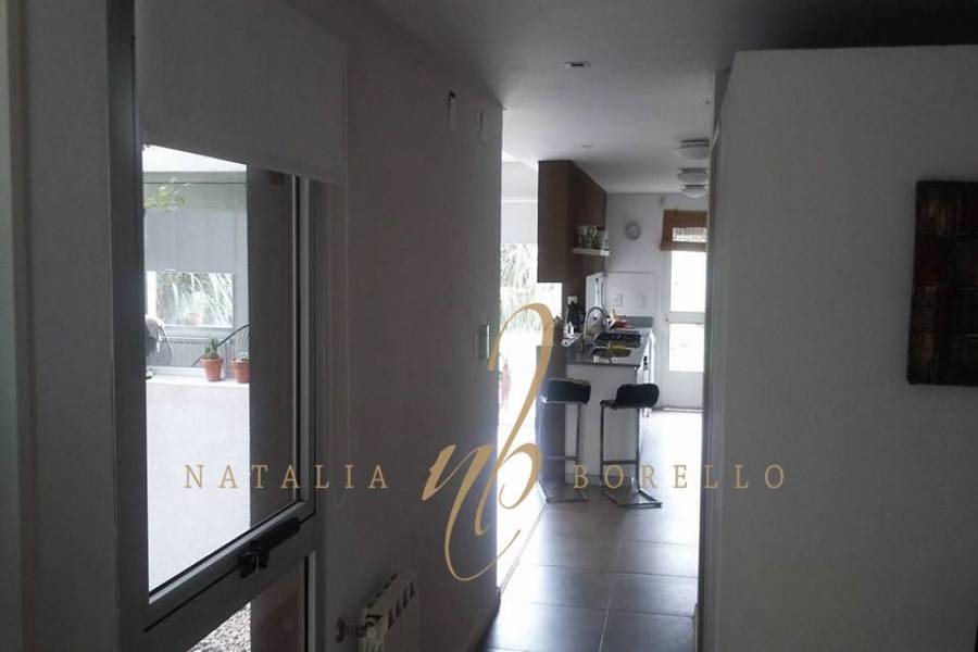 La Plata, Buenos Aires, Argentina, 3 Bedrooms Bedrooms, ,1 BañoBathrooms,Casas,Venta,485 e/ 11 y 12,41770