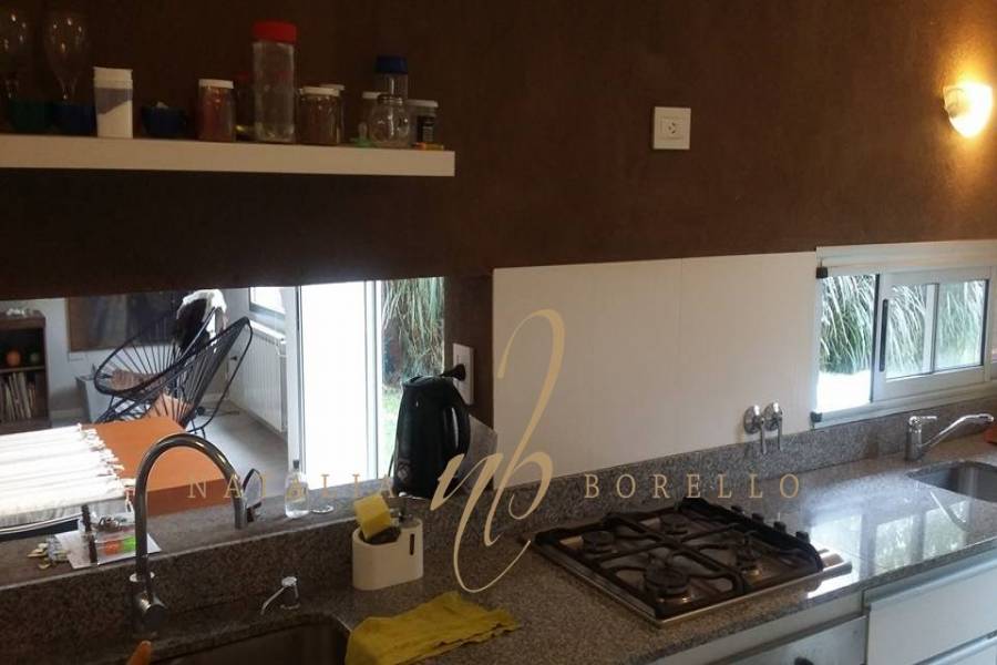 La Plata, Buenos Aires, Argentina, 3 Bedrooms Bedrooms, ,1 BañoBathrooms,Casas,Venta,485 e/ 11 y 12,41770