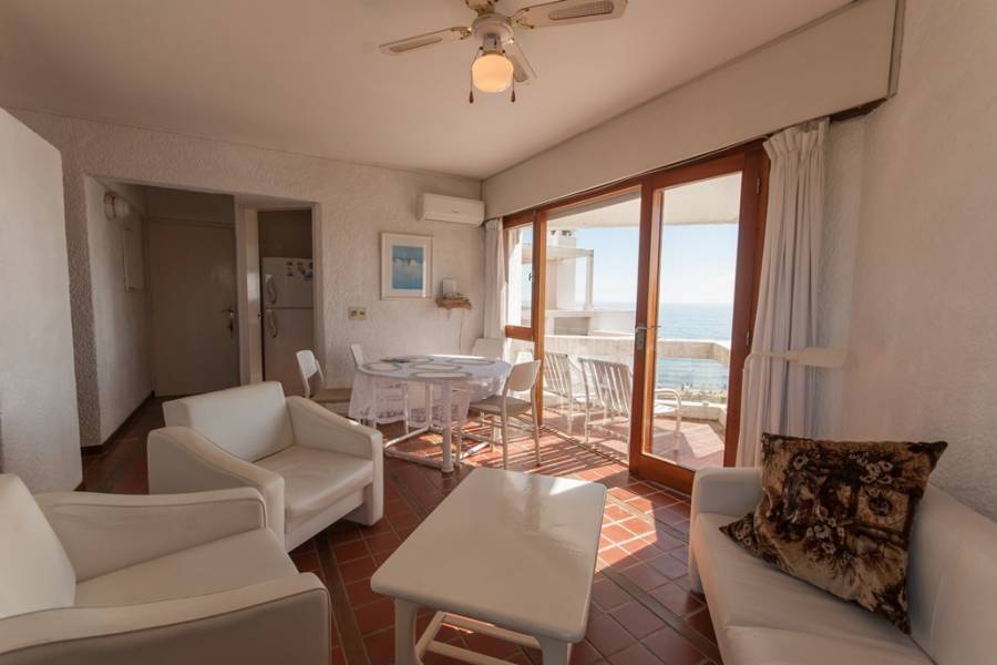 Punta del Este, Maldonado, Uruguay, 2 Bedrooms Bedrooms, ,2 BathroomsBathrooms,Apartamentos,Venta,41789