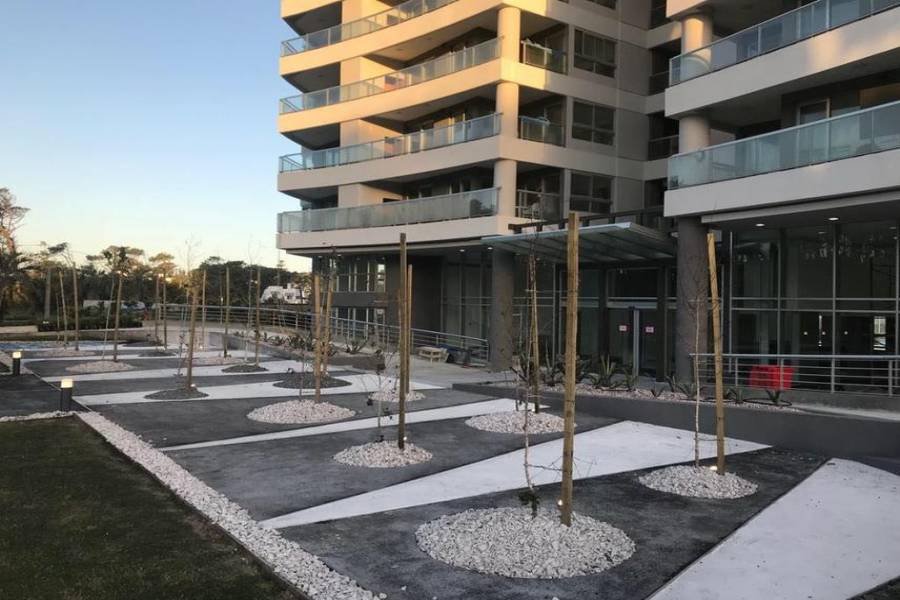 Punta del Este, Maldonado, Uruguay, 3 Bedrooms Bedrooms, ,2 BathroomsBathrooms,Apartamentos,Venta,41792