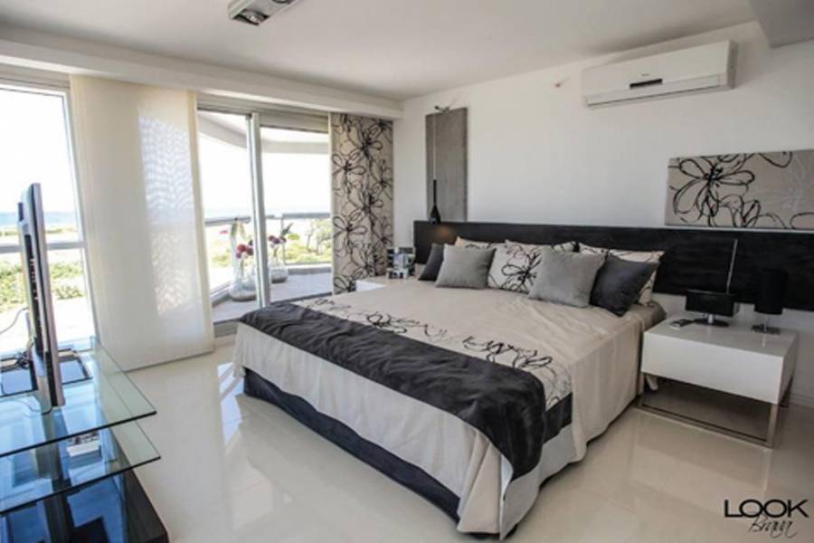 Punta del Este, Maldonado, Uruguay, 3 Bedrooms Bedrooms, ,2 BathroomsBathrooms,Apartamentos,Venta,41792