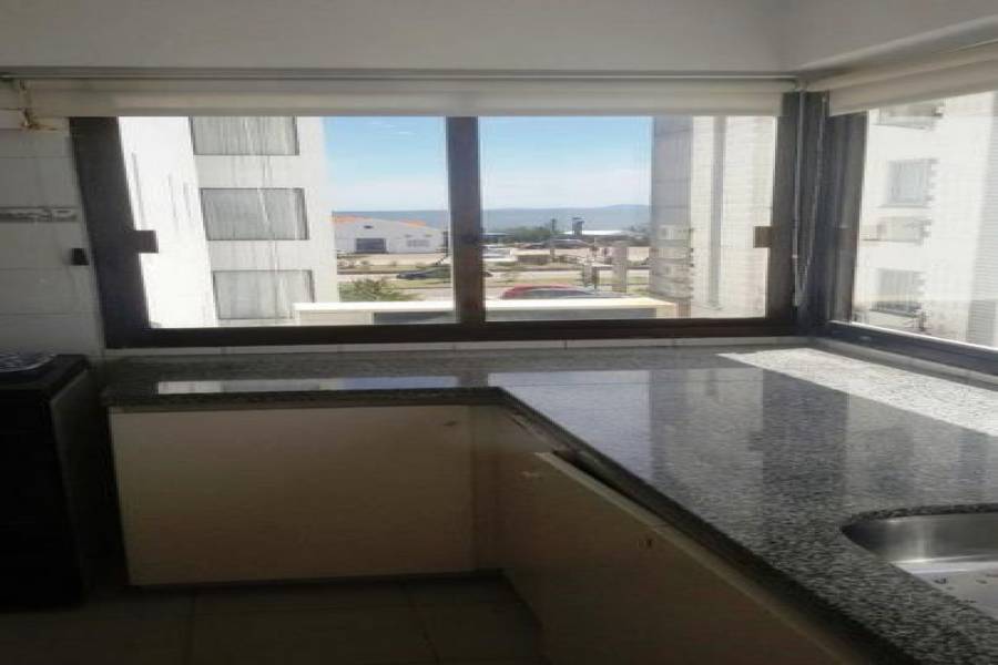 Punta del Este, Maldonado, Uruguay, 3 Bedrooms Bedrooms, ,2 BathroomsBathrooms,Apartamentos,Venta,41803