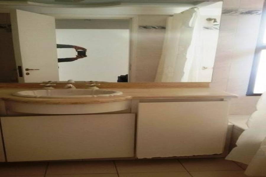 Punta del Este, Maldonado, Uruguay, 3 Bedrooms Bedrooms, ,2 BathroomsBathrooms,Apartamentos,Venta,41803