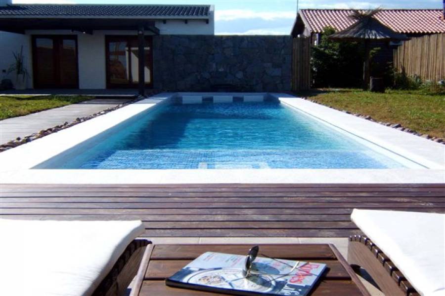 Punta del Este, Maldonado, Uruguay, 3 Bedrooms Bedrooms, ,2 BathroomsBathrooms,Casas,Temporario,41805