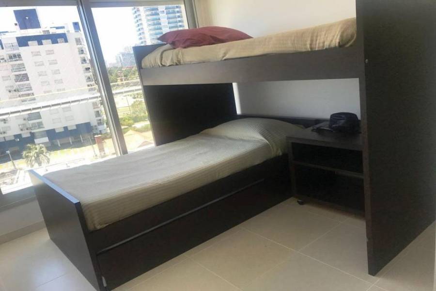 Punta del Este, Maldonado, Uruguay, 2 Bedrooms Bedrooms, ,2 BathroomsBathrooms,Apartamentos,Venta,41816