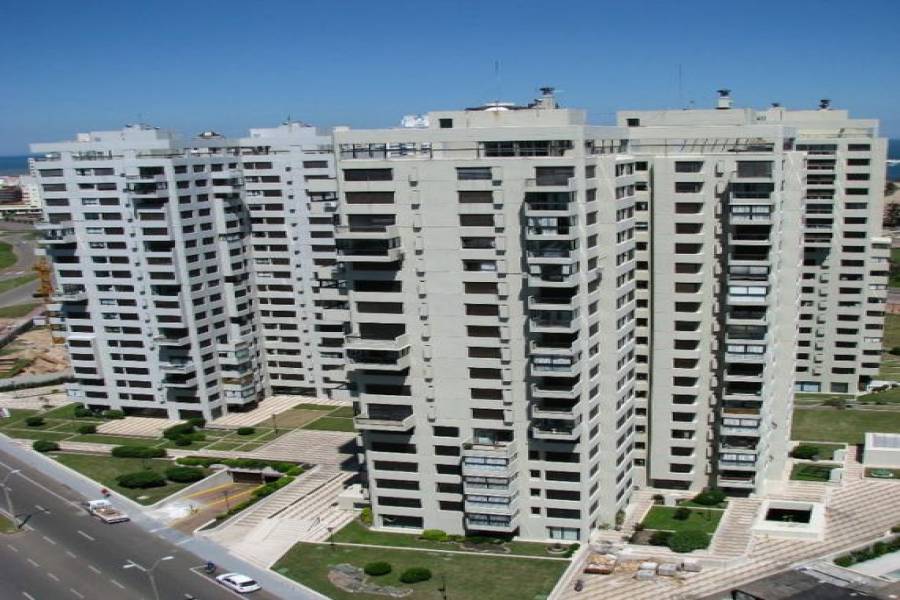 Punta del Este, Maldonado, Uruguay, 3 Bedrooms Bedrooms, ,2 BathroomsBathrooms,Apartamentos,Venta,41818