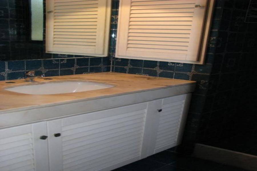 Punta del Este, Maldonado, Uruguay, 3 Bedrooms Bedrooms, ,2 BathroomsBathrooms,Apartamentos,Venta,41818