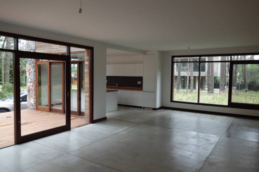 Maldonado, Uruguay, 3 Bedrooms Bedrooms, ,2 BathroomsBathrooms,Casas,Venta,41844