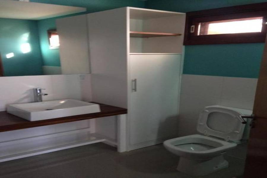 Maldonado, Uruguay, 3 Bedrooms Bedrooms, ,2 BathroomsBathrooms,Casas,Venta,41844