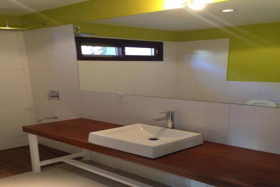 Maldonado, Uruguay, 3 Bedrooms Bedrooms, ,2 BathroomsBathrooms,Casas,Venta,41844