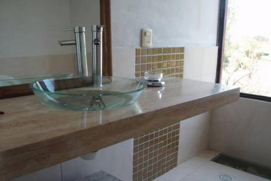 Maldonado, Uruguay, 3 Bedrooms Bedrooms, ,2 BathroomsBathrooms,Casas,Venta,41847