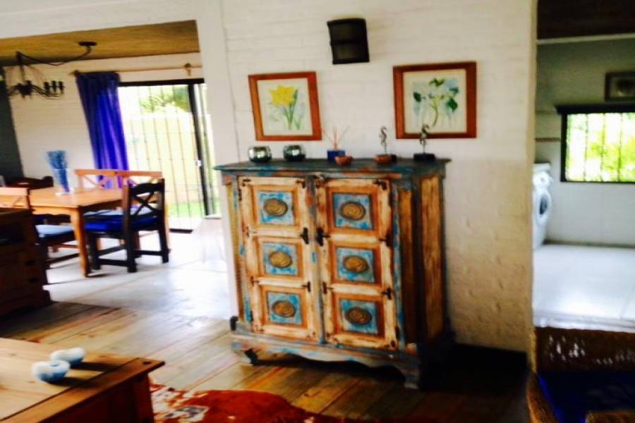 Maldonado, Uruguay, 3 Bedrooms Bedrooms, ,2 BathroomsBathrooms,Casas,Venta,41847