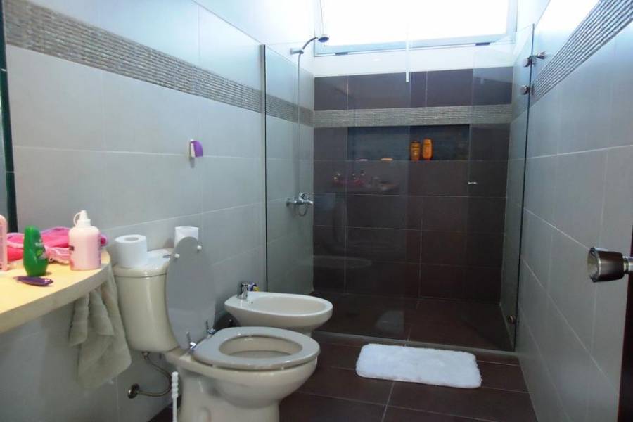 Maldonado, Uruguay, 3 Bedrooms Bedrooms, ,2 BathroomsBathrooms,Casas,Venta,41849