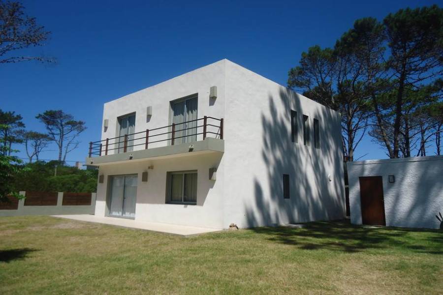 Punta del Este, Maldonado, Uruguay, 4 Bedrooms Bedrooms, ,Casas,Venta,41852