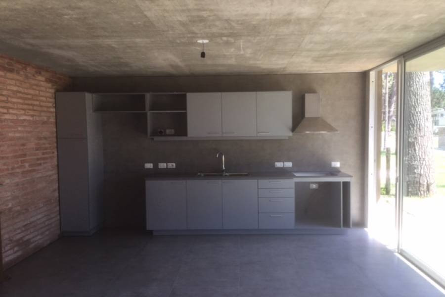 Punta del Este, Maldonado, Uruguay, 2 Bedrooms Bedrooms, ,1 BañoBathrooms,Casas,Venta,41855