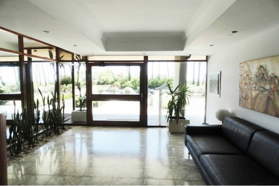 Punta del Este, Maldonado, Uruguay, 3 Bedrooms Bedrooms, ,2 BathroomsBathrooms,Apartamentos,Venta,41857