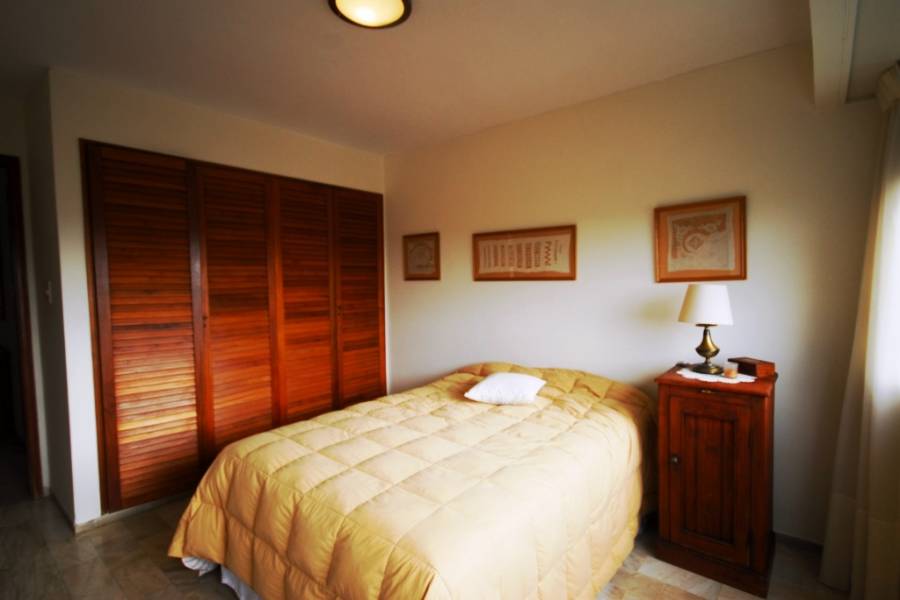 Punta del Este, Maldonado, Uruguay, 3 Bedrooms Bedrooms, ,2 BathroomsBathrooms,Apartamentos,Venta,41858