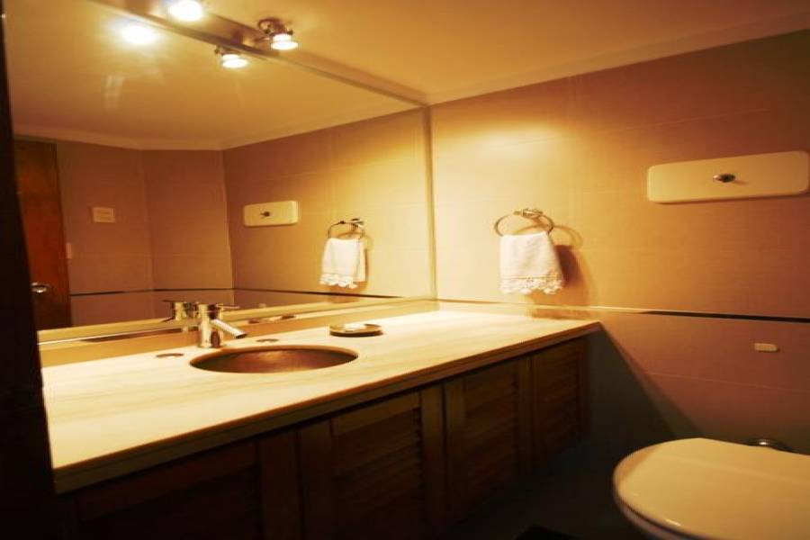 Punta del Este, Maldonado, Uruguay, 3 Bedrooms Bedrooms, ,2 BathroomsBathrooms,Apartamentos,Venta,41858