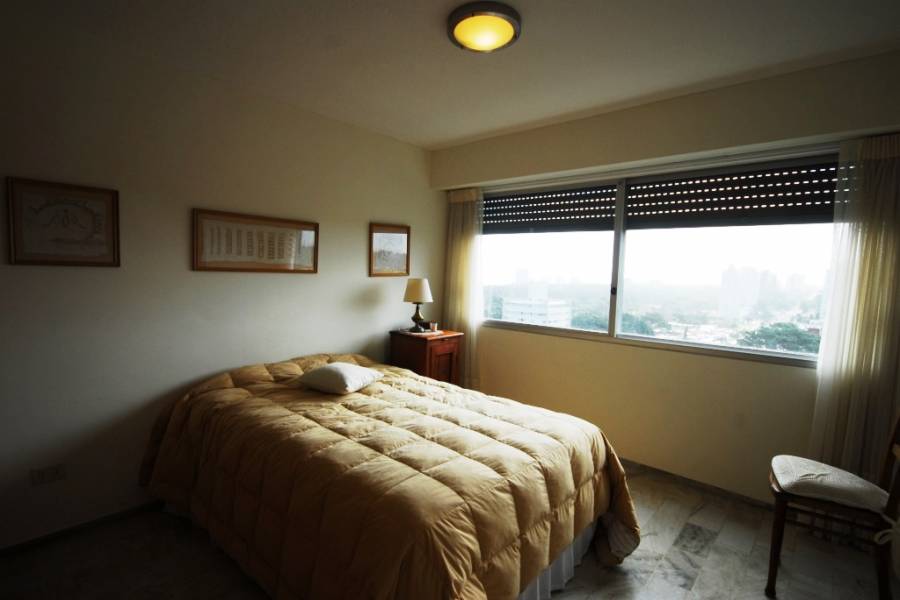 Punta del Este, Maldonado, Uruguay, 3 Bedrooms Bedrooms, ,2 BathroomsBathrooms,Apartamentos,Venta,41858