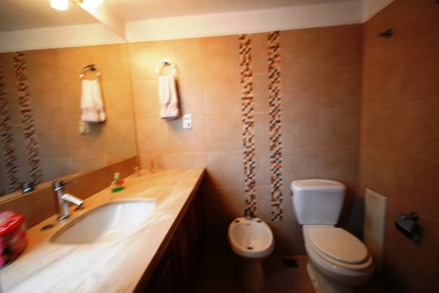 Punta del Este, Maldonado, Uruguay, 3 Bedrooms Bedrooms, ,2 BathroomsBathrooms,Apartamentos,Venta,41858