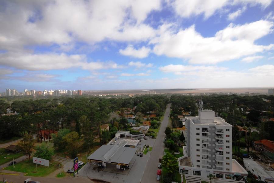 Punta del Este, Maldonado, Uruguay, 3 Bedrooms Bedrooms, ,2 BathroomsBathrooms,Apartamentos,Venta,41858