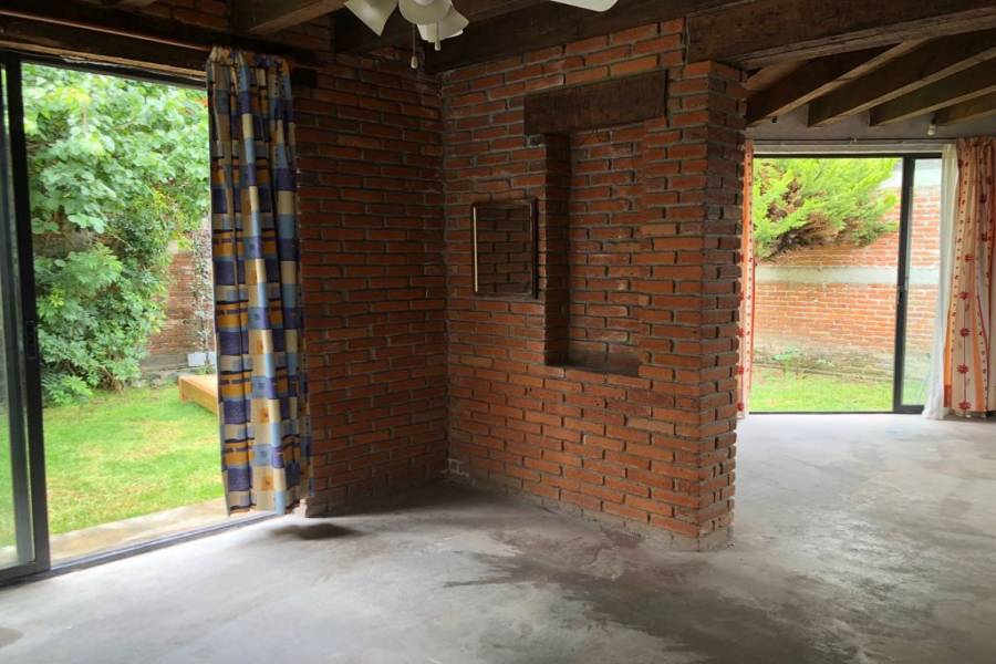 cdmx, Distrito Federal, Mexico, 2 Bedrooms Bedrooms, ,2 BathroomsBathrooms,Casas,Venta,CERRADA DE LA CABAÑA ,41866