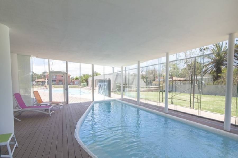 Punta del Este, Maldonado, Uruguay, 2 Bedrooms Bedrooms, ,2 BathroomsBathrooms,Apartamentos,Venta,41870