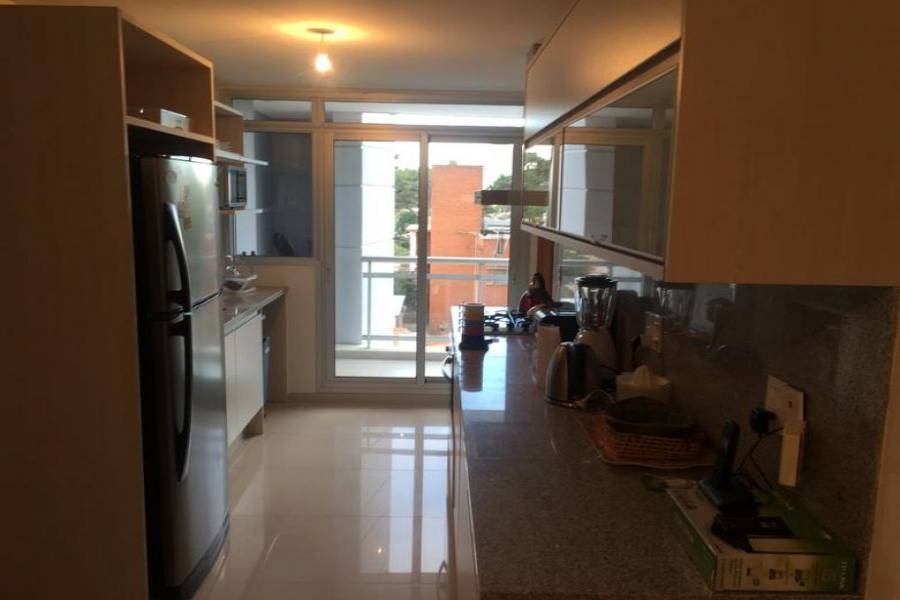 Punta del Este, Maldonado, Uruguay, 4 Bedrooms Bedrooms, ,5 BathroomsBathrooms,Apartamentos,Venta,41871